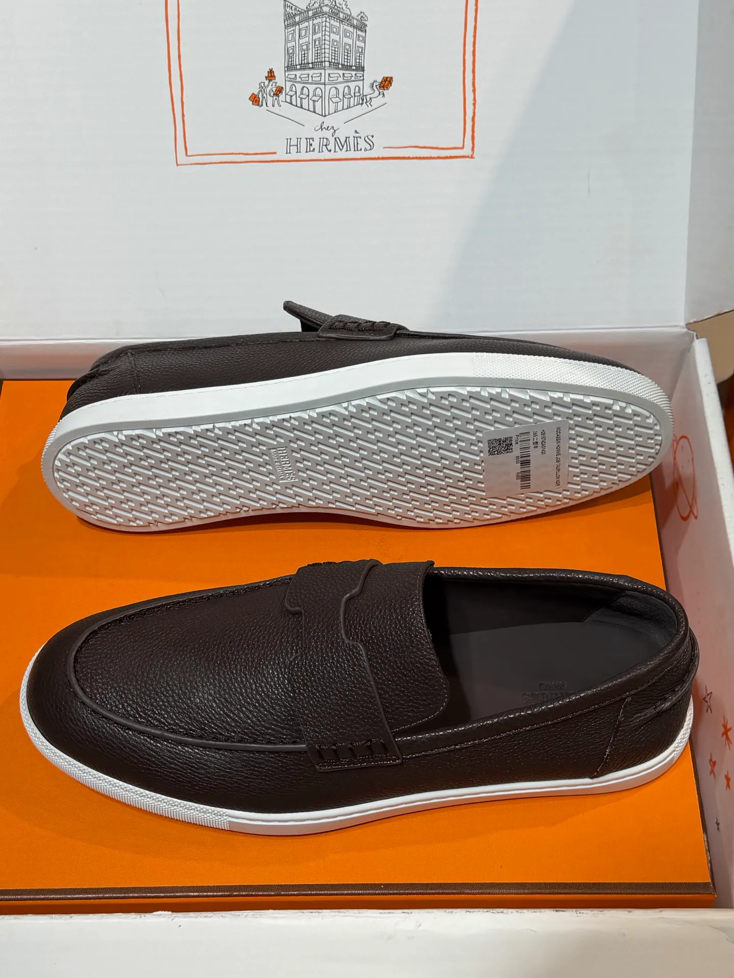 【HERMES】Top P:800💰-Size: 39-44 (38.45. Customized) H Home Freesstyle Men's Loafers Calfskin and Epsom Heritage calfskin high-top sports shoes, the soles are decorated with saddle stud buckle patterns, creating a modern urban style. Imported cowhide + cowhide lining + customized TPU outsole.